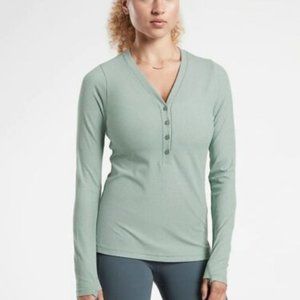Athleta Uptempo Ribbed Henley Knit top in Minimalist Grey